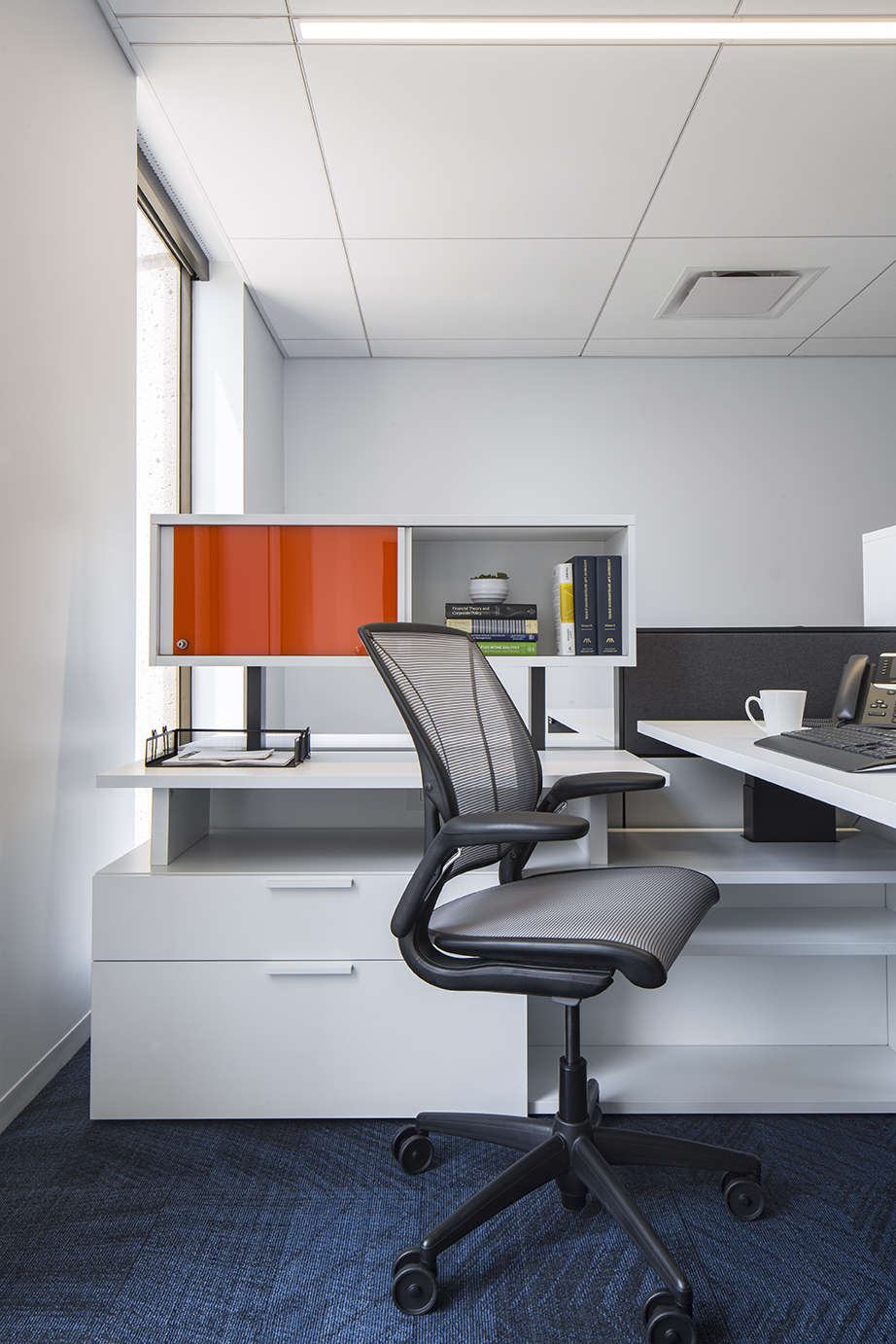 FTI Consulting desk area